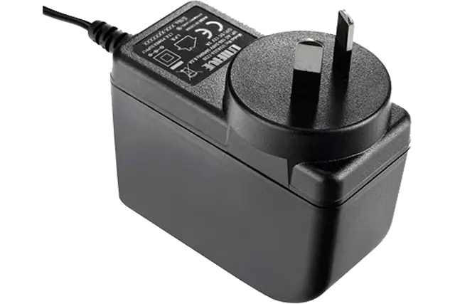 U*T様 実機 お見事！サブちゃん　動作品　家庭用電源 65W シリーズ | 次世代半導体(GaN/SiC) 小型ACアダプター | 【ユニ